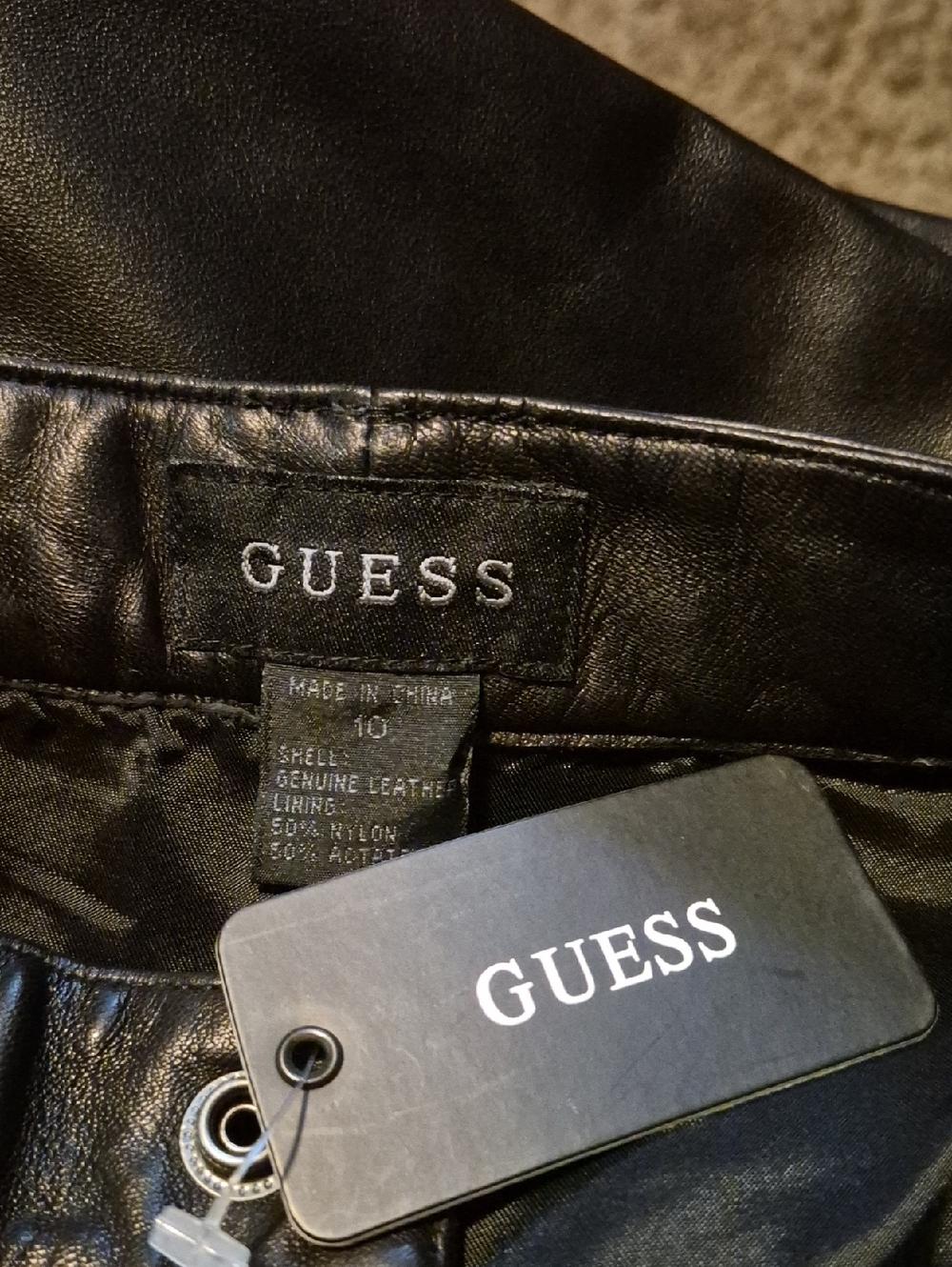 GUESS NWT REAL GENUINE SOFT LEATHER STRAIGHT CUT HIGH RISE JEANS SIZE 10 - Picture 4 of 10